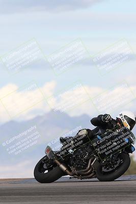 media/Nov-16-2025-Race Pace (Sun) [[8c5fa54630]]/Non Verified Riders (1st 20 Minutes)/7-Turn 9 Entry (210pm)/